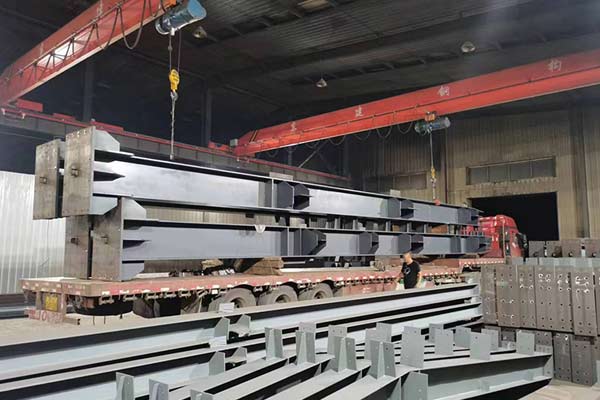 錫林浩特鋼結構廠房的安裝流程